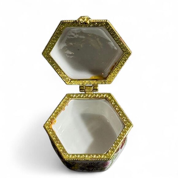 Vintage Floral Porcelain Trinket Box Gold Tone Hexagon Mini Jewelry Box - Picture 5 of 7